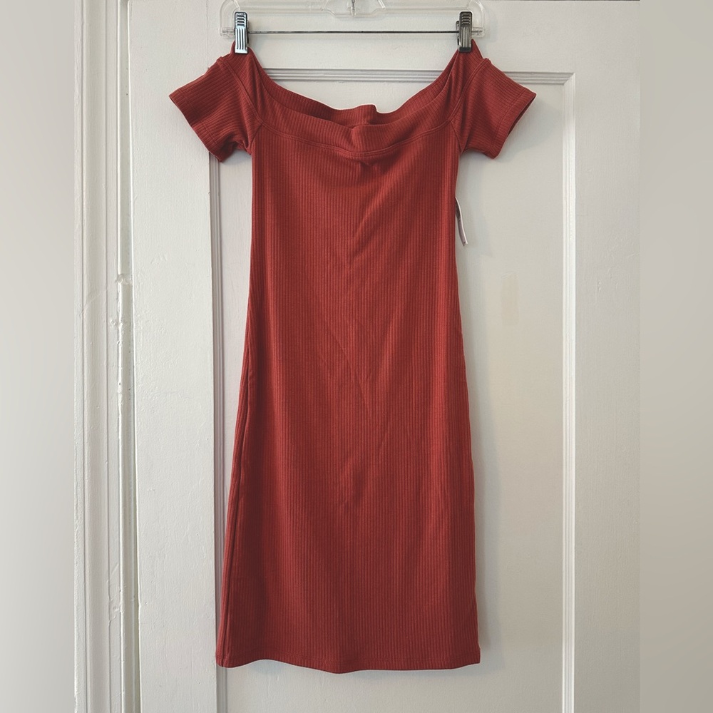 Off the shoulder cotton dress